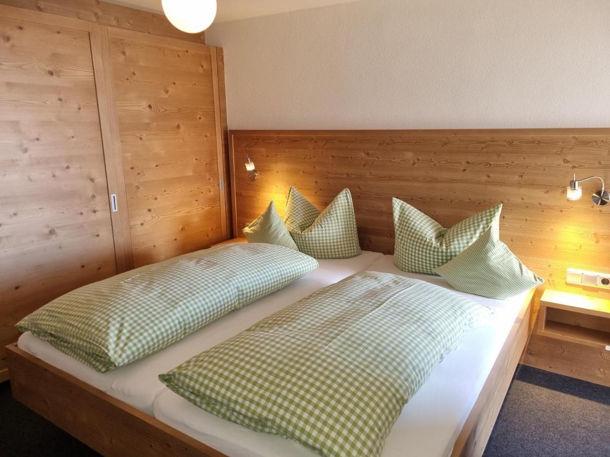 Gaestehaus Alpina 리즐런 외부 사진