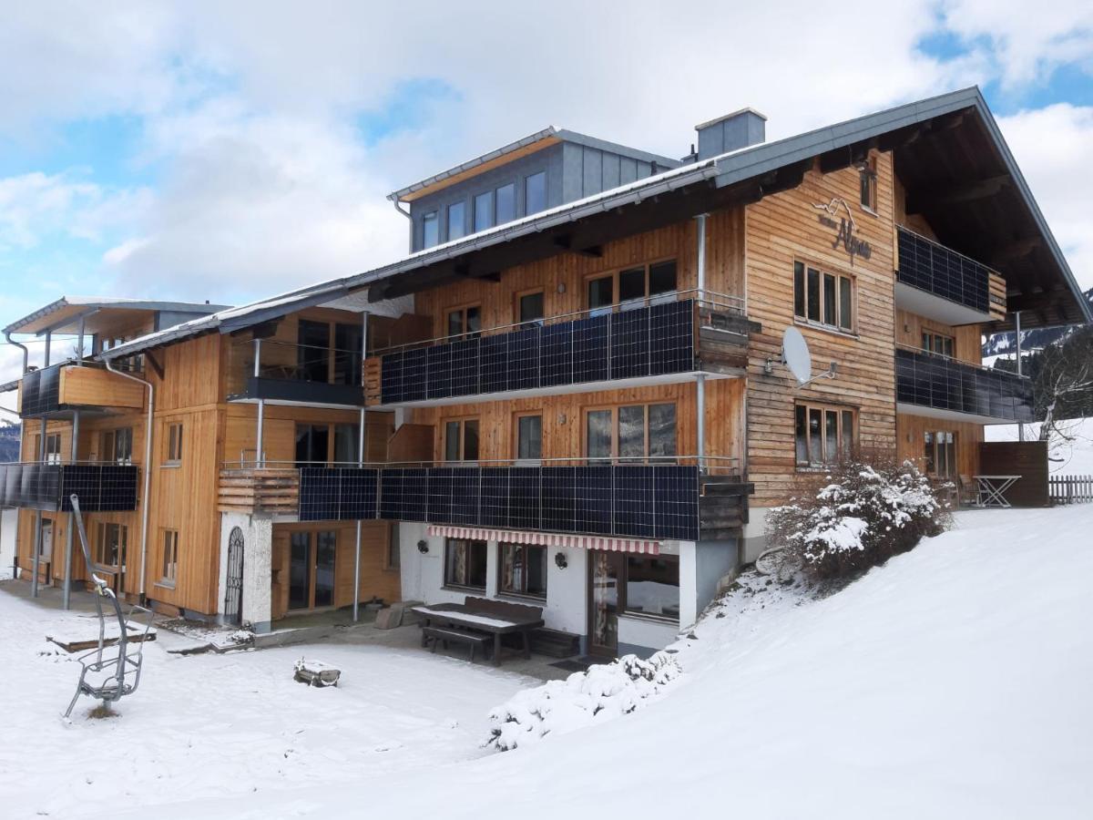 Gaestehaus Alpina 리즐런 외부 사진